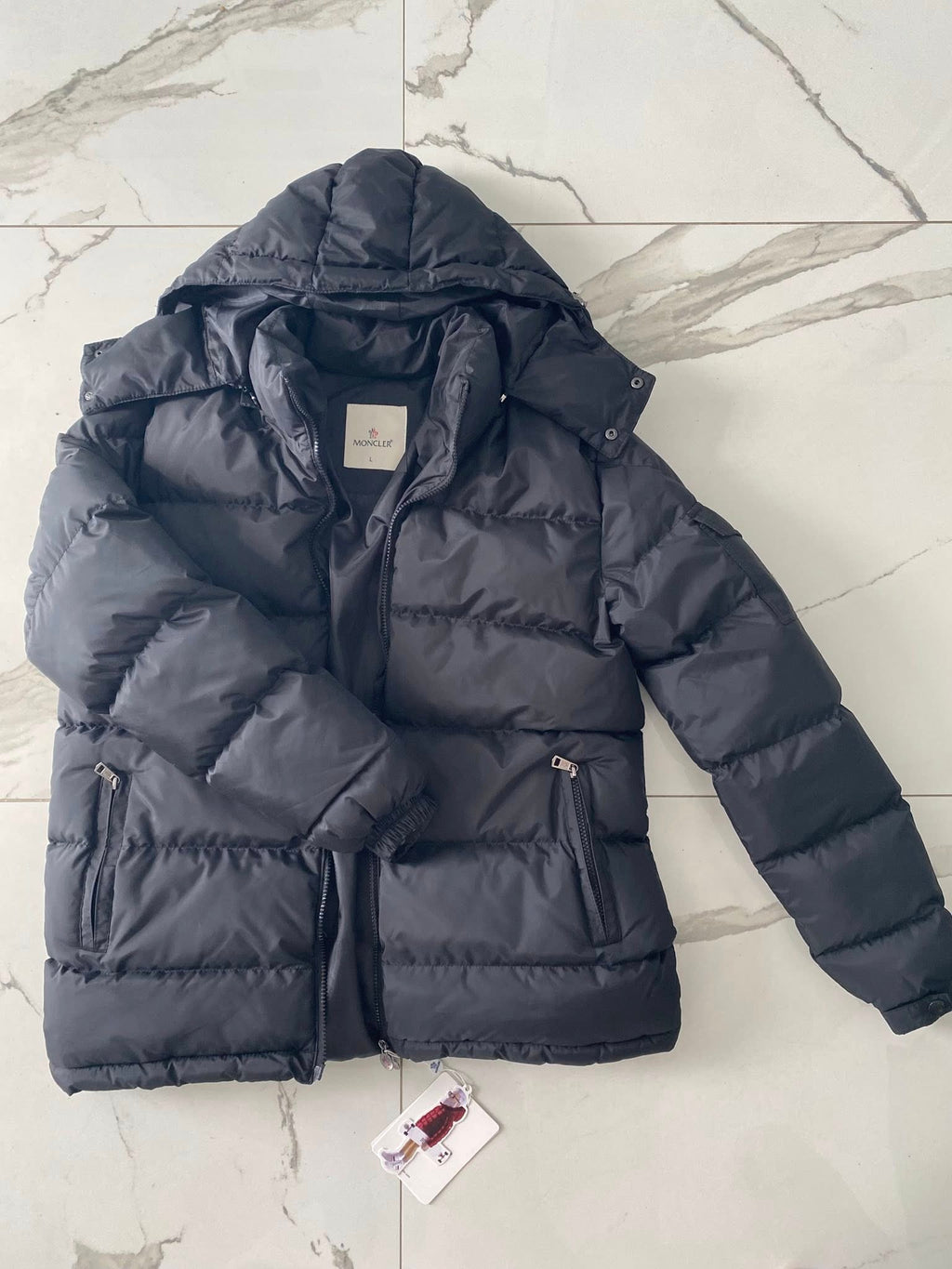 Moncler meeste talvejope - Must