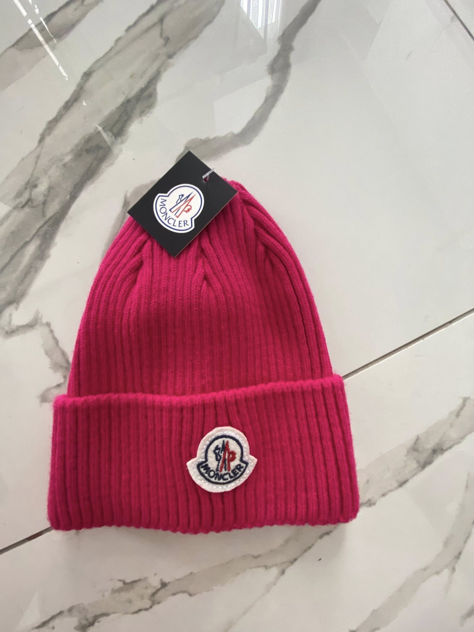 Moncler talvemüts - Roosa