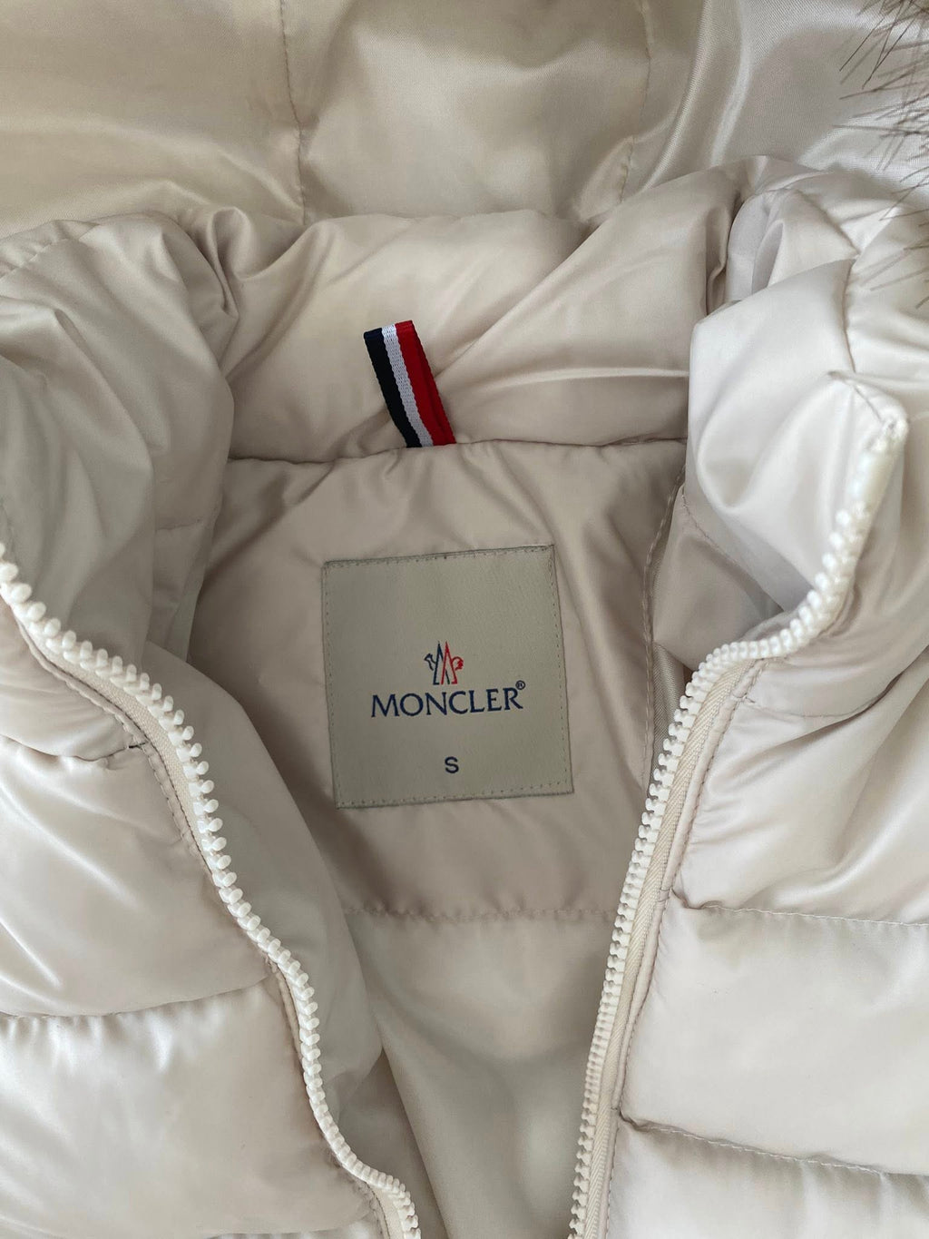 Moncler naiste talvejope -  Beež
